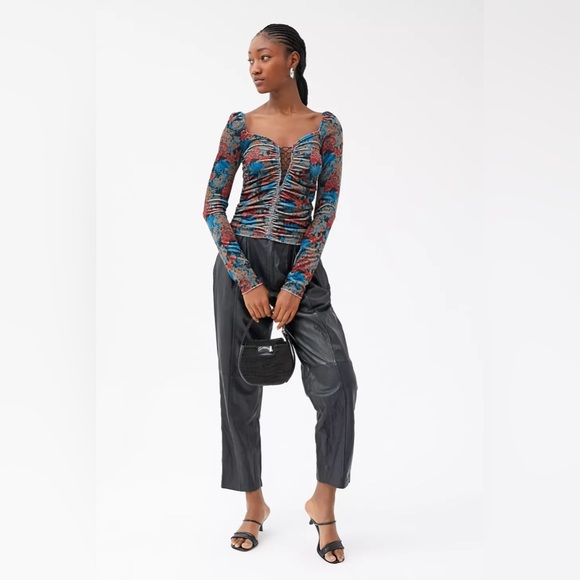 UO Georgia Velour Lace-Up Top - Floral Ruched Long Sleeve Velvet - Picture 6 of 8